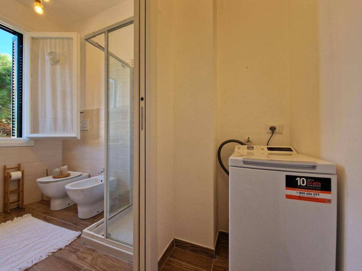 650 Metri Dal Mare - Wifi - Terrazzo - Piscina - A/C Apartment Pietra Ligure Luaran gambar
