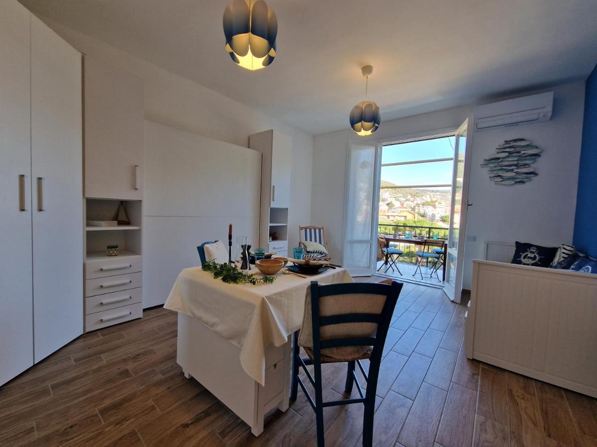 650 Metri Dal Mare - Wifi - Terrazzo - Piscina - A/C Apartment Pietra Ligure Luaran gambar
