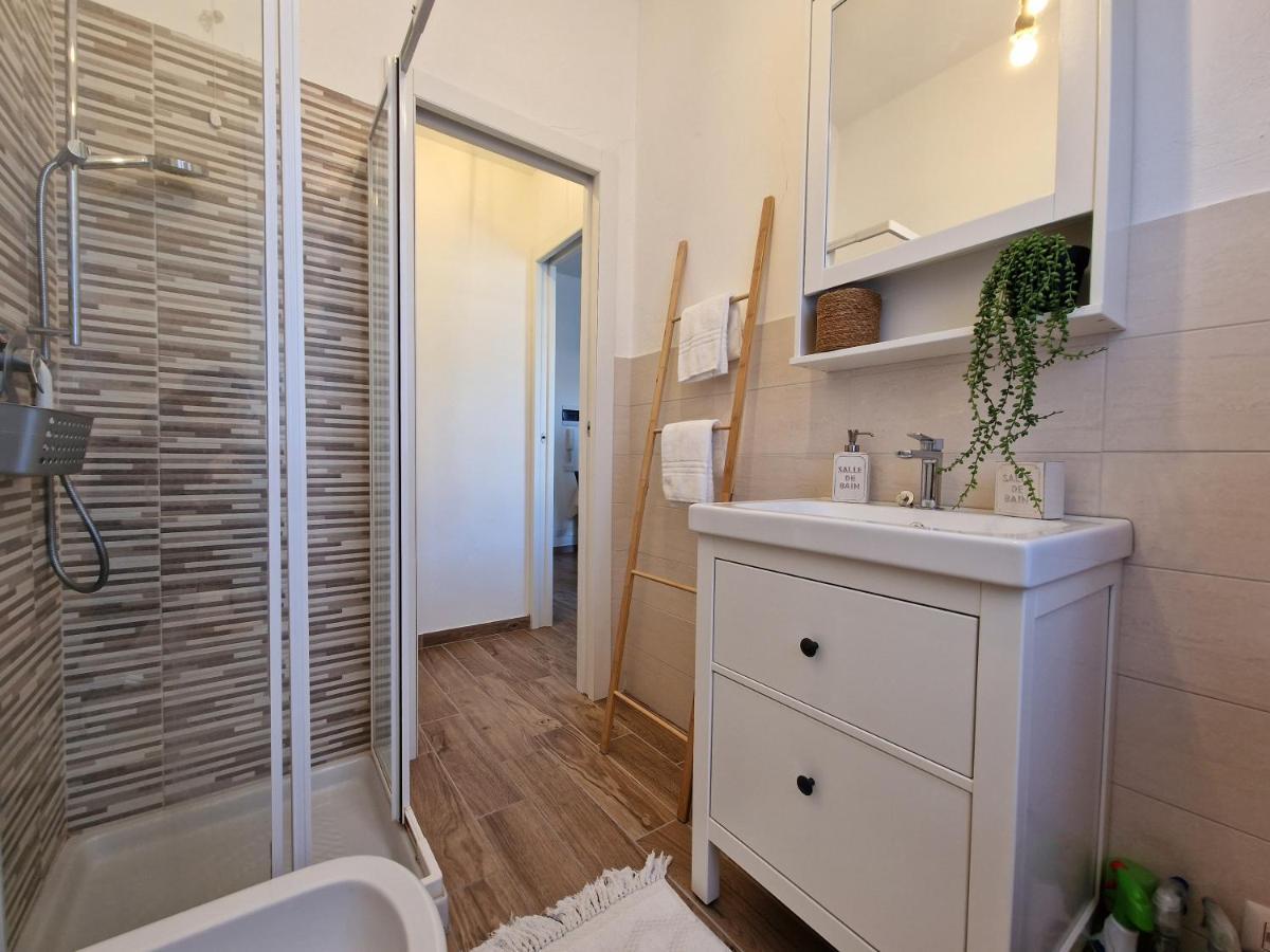 650 Metri Dal Mare - Wifi - Terrazzo - Piscina - A/C Apartment Pietra Ligure Luaran gambar